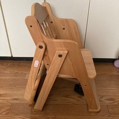 ベビーチェア　高さ調整可能の画像