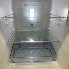 【付け替え両開き】2021年製　SHARPノンフロン2ドア冷蔵庫152L/ホワイトの画像