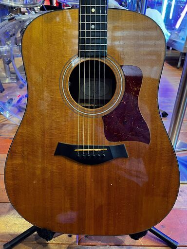 ③ 函館・北斗市近郊 直接取引限定 Taylor Guitars 310 テイラー ギター エレアコ ドレッドノートシェイプモデル アコースティックギター ハードケース付 ③ 函館・北斗市近郊 直接取引限定 Taylor Guitars 310 テイラー
