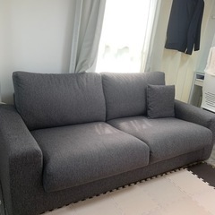 グレーソファ　2.5人〜3人掛け