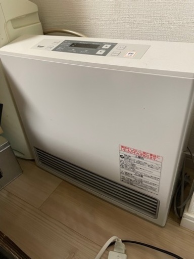 ガスファンヒーター12畳用