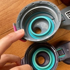 サーモス水筒　2個まとめ売りの画像