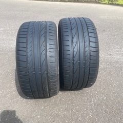 ブリヂストンポテンザRE050A255/35r18中古タイヤ2本の画像