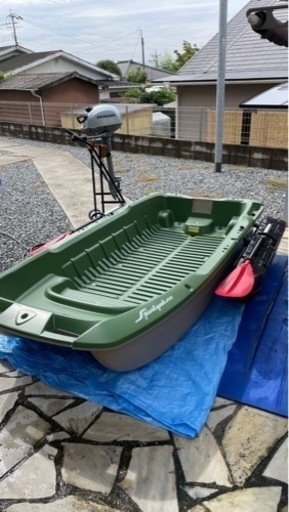 bic245  ホンダ2馬力　魚探　フロート