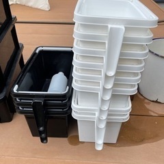 ☆メダカ容器　セリア、プランター、ダイソー色々☆
