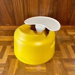 バンボ　Bumbo 黄色の画像