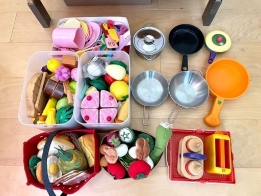 IKEA イケア　おままごとキッチン DUKTIG ＋小物付き　