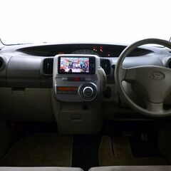 【広い車内で低燃費な車！！】　乗り降りもしやすいので家族で乗ることが多い方はオススメです。の画像