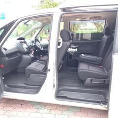 取引中   セレナハイブリッドの画像