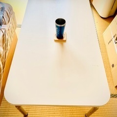 早い者勝ち!【9月中受取】3〜4人用テーブル