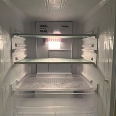1-2人用冷凍冷蔵庫 SHARP 137L 2014年製の画像
