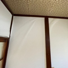 クロス貼り替えできる方クロス張りを教えて下さい。