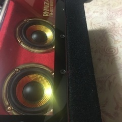 アンプ内蔵ツインウーファーの画像