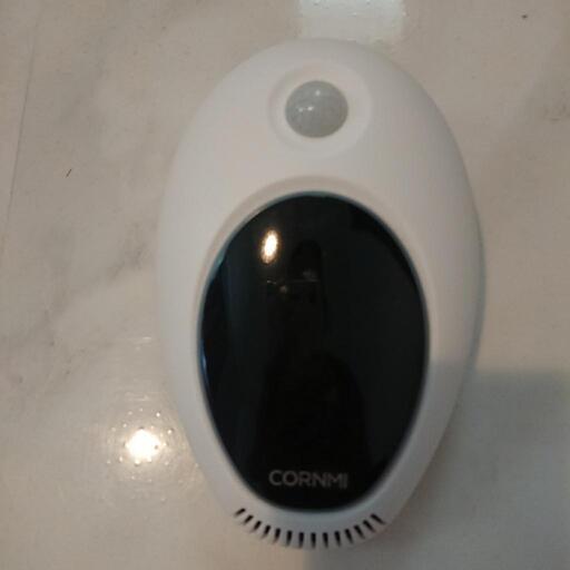 【引渡し予定】CORNMI オゾン強力脱臭機 マイナスイオン発生器 ペット 介護【美品】