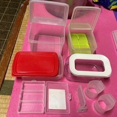 タッパーなど25点まとめ売りの画像