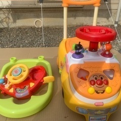 幼児用　アンパンマンよくばりビジーカーDX