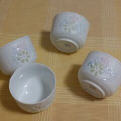 　◆【食器】《小どんぶり・小鉢》　(東京・伊勢丹より購入)　●大...