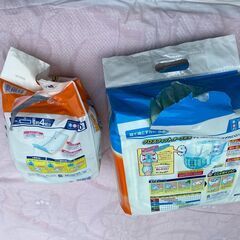 紙おむつの画像