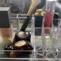【取引早い方優先🙇‍♀️】下地・化粧品・ネイルポリッシュ・ヴィンテージアクセサリーなどの画像