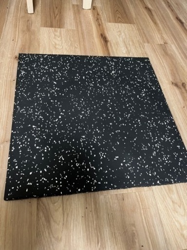 新品15mmゴムチップのトレーニングマット
