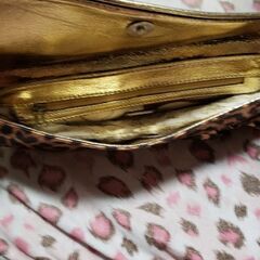 GUESSパーティーバッグ👀の画像