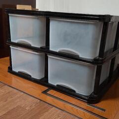 押し入れ用衣装ケースの画像