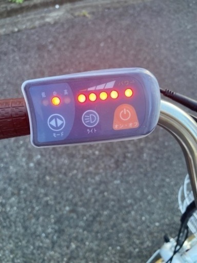 （美品）電動自転車 20インチ 電動アシスト自転車 折りたたみ自転車 シマノ内装3段変速