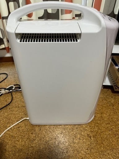 超美品✨除湿機2020年式