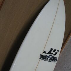 JS サーフボードKINGPIN 5'9