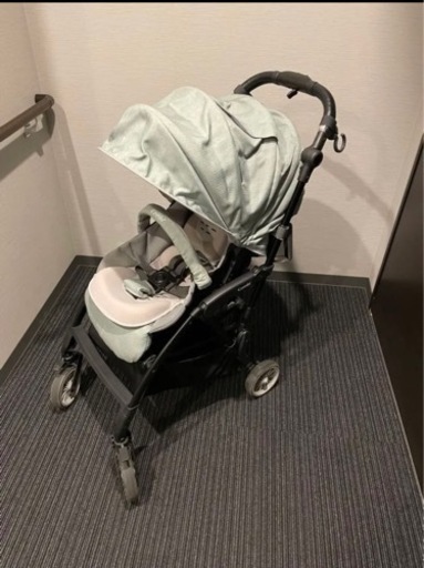 【再掲載】コンビ スゴカルminimo エッグショック　ベビーカー