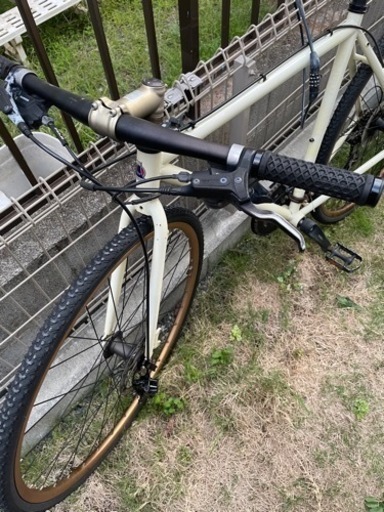 クロスバイク　自転車　Fuji