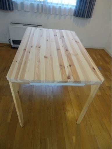 IKEA ダイニングテーブル