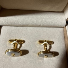 新品未使用品❗️ＤＡＫＳのカフスの画像