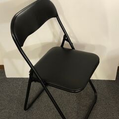AN23-470 ニトリ NITORI 折りたたみチェア レストBK 8720121 イス 椅子 パイプ椅子 ブラック 44×46×78cmの画像