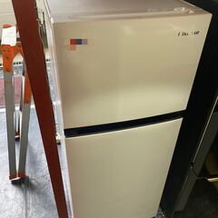 ☆中古￥10,800！Hisense　120㍑2ドア冷蔵庫　家電　2021年製　HR-B1202型　幅48㎝ｘ奥行51㎝ｘ高さ118㎝　【BI015】