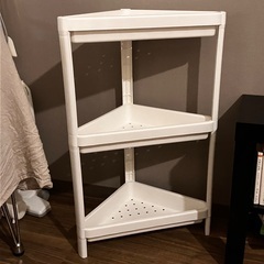 美品IKEAコーナーラック【VESKEN ヴェスケン】の画像