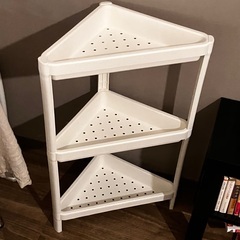 美品IKEAコーナーラック【VESKEN ヴェスケン】の画像