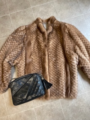 定価100万狐フォックス毛皮コートリアルファー