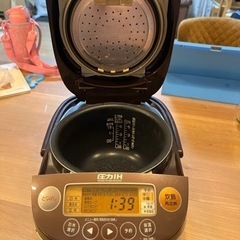 象印　炊飯器　np-bb10 容量1.0Lの画像