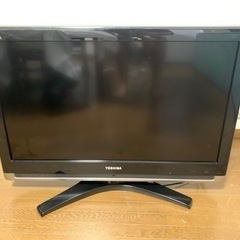 テレビ　トシバ　32V  配送可