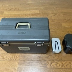 クーラーボックス（オマケ付き）の画像