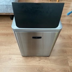 コストコ　ゴミ箱【ジャンク】の画像