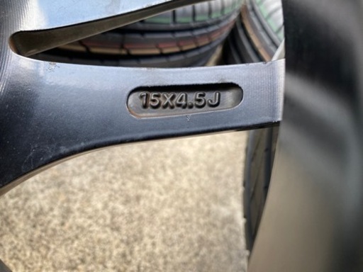 ?軽自動車サイズの新品タイヤ、ホイールセット?