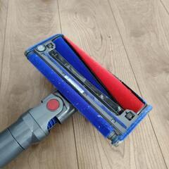 （受け取り予定者お話中）ジャンク　Dyson v6 掃除機 ダイソン＆スタンドの画像