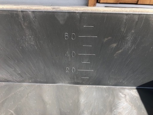 プラ船黒80リットル未使用品1ケ1200円8ヶ有ります。