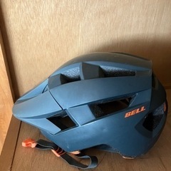 BELLヘルメット　S/Mサイズ虫除けキーホルダー付き