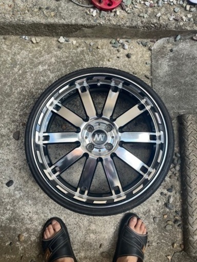 18インチのホイールタイヤセットです