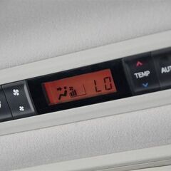 【自社ローン】 エスクァイア 1.8Gi ハイブリッド♬   【...