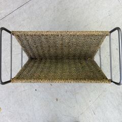 若干訳アリ バリ風 マガジンラック コンパクトサイズ 幅40×奥20×高36㎝ ラタン ニュースペーパー 棚 収納 家具 札幌市 中央区 南12条の画像