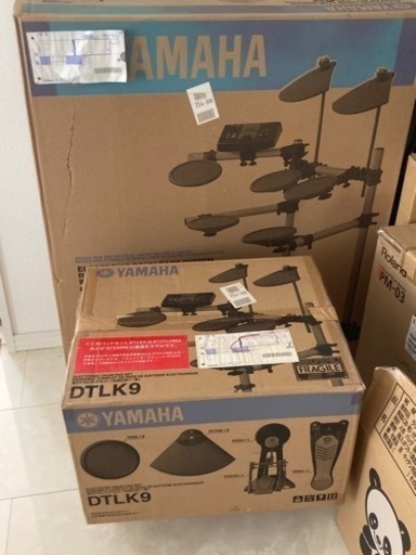 ヤマハ電子ドラムDTX500とローランドモニターアンプ